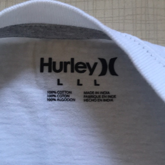 Hurley tshirt - Picture 4 of 6